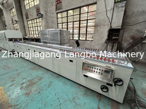 último caso de la compañía sobre Línea de extrusión de perfil de protección de cable