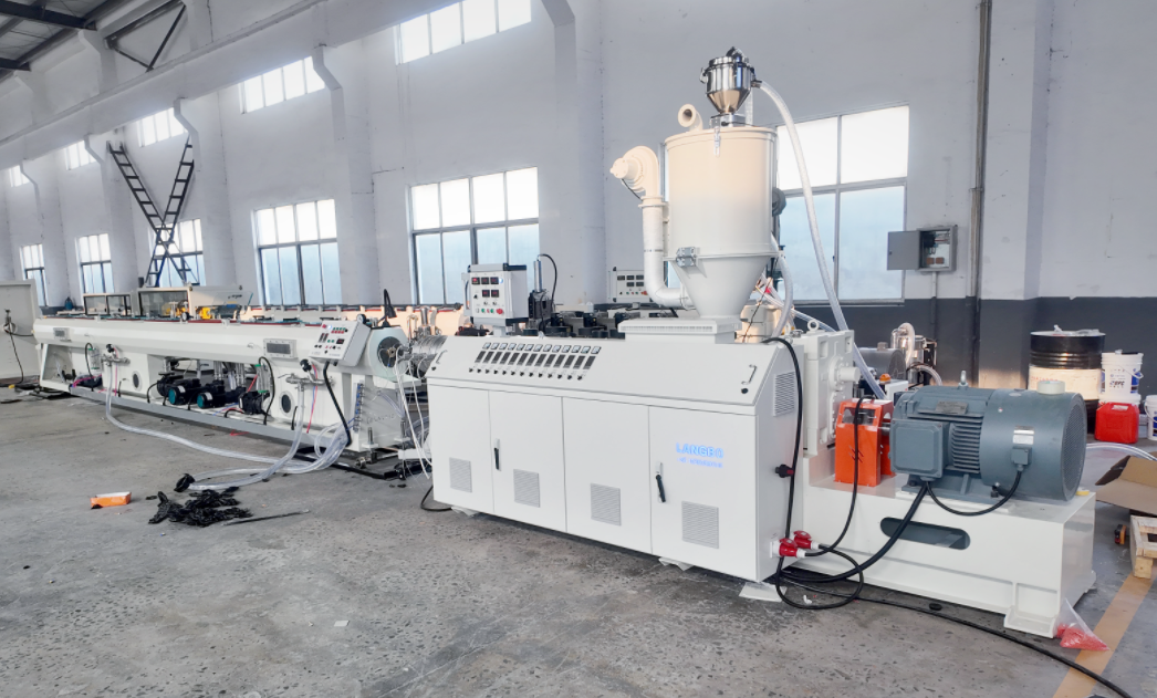 último caso de la compañía sobre Línea de extrusión de tuberías de HDPE para la fabricación de tuberías industriales en Marruecos