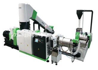 Máquina plástica de la granulación de la aprobación del ISO con construido en máquina de la aglomeración