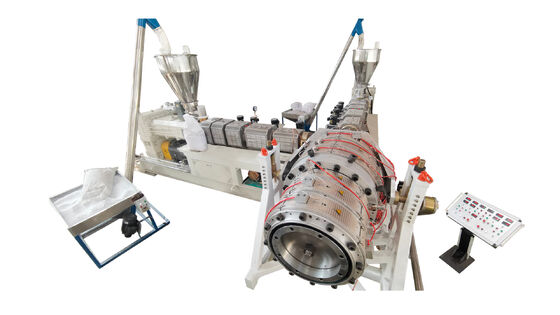 Línea de producción de tuberías de PVC de alta eficiencia Máquina extrusora de plástico