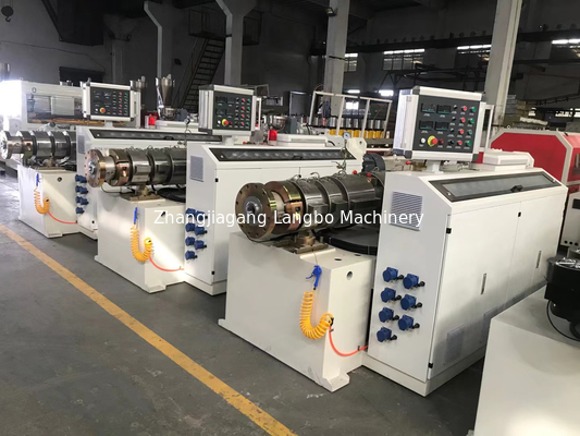 Máquina 150 de la protuberancia de la producción del tubo del PVC de la alta energía - 250KG/H