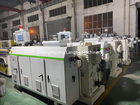 16-315mm PVC tubo de conducto eléctrico de suministro de agua tubo de extrusión máquina línea de producción