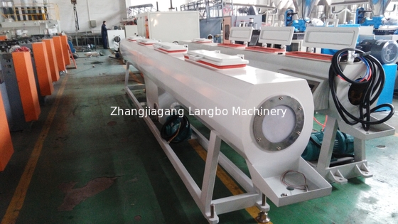 Las máquinas de fabricación de tuberías y tuberías de agua de PVC