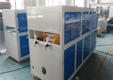 Línea de la protuberancia del perfil del PVC del certificado del CE con poder gemelo cónico del motor del extrusor de tornillo 37KW