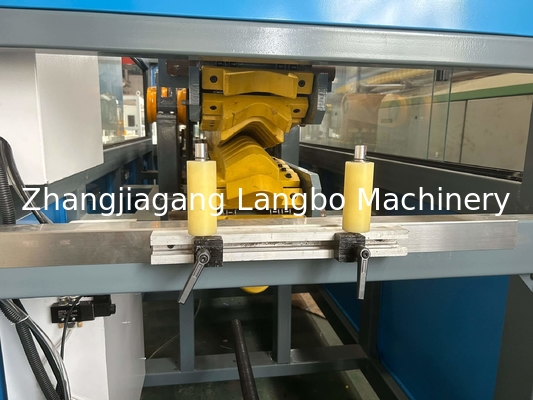 Línea de producción de maquinaria de extrusión de perfiles de paneles de pared de cercas de ventanas de PVC de plástico personalizado