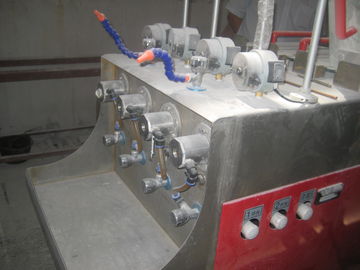 Línea poder eléctrico de la protuberancia del tubo del PVC de cuatro filamentos del motor 55/37KW del conducto