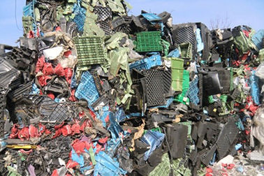 Línea de reciclaje plástica del HDPE menos eficacia alta final del contenido de agua del 2%