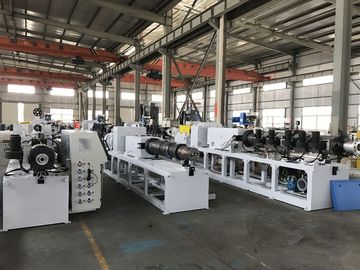 Máquina de extrusión de perfiles de plástico industrial Formas y tamaños personalizados