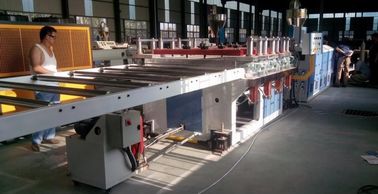Línea doble capacidad de alto rendimiento de la protuberancia del tablero de la espuma del PVC del tornillo de 600kg/H