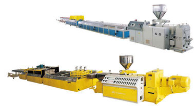 La máquina del tablero de la espuma de WPC Celuka/PVC, 400kg/H hizo salir la máquina del extrusor del PVC