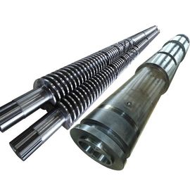 El Pvc gemelo cónico plástico del extrusor de tornillo instala tubos la máquina de Extrudsion
