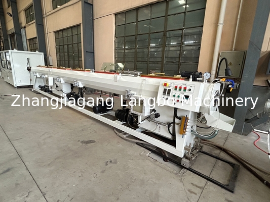 65/132 Línea de producción de tuberías de plástico cónicas de doble tornillo para productos de extrusión de alta capacidad de producción