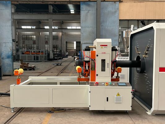 China 16-110 mm Máquina de fabricación de tuberías de polietileno de alta densidad con motor  y PLC