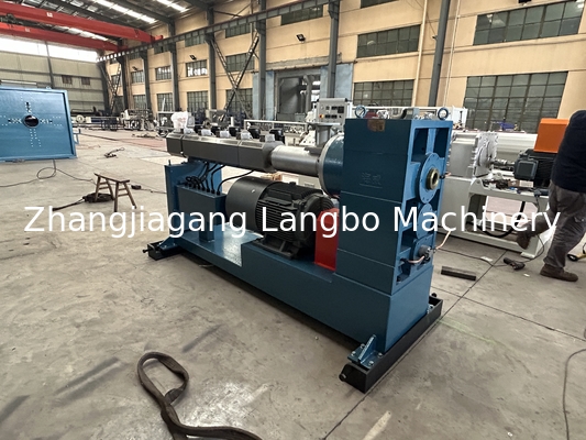 Línea de extrusión de tuberías HDPE de 16-63 mm con extrusora 65/33 con motor de 75 kW