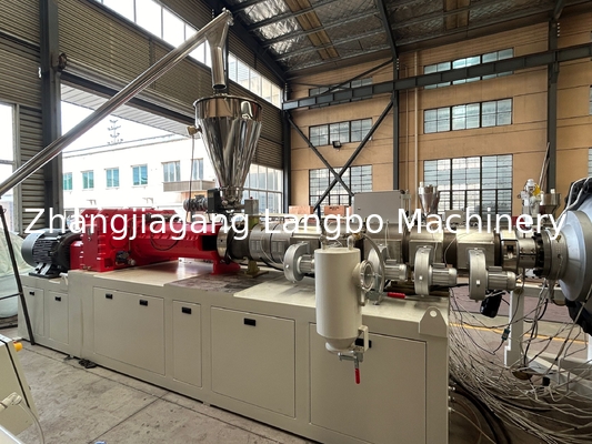 Línea de extrusión de tuberías de PVC de 400-710 mm con motor 92/188 de 110 kW