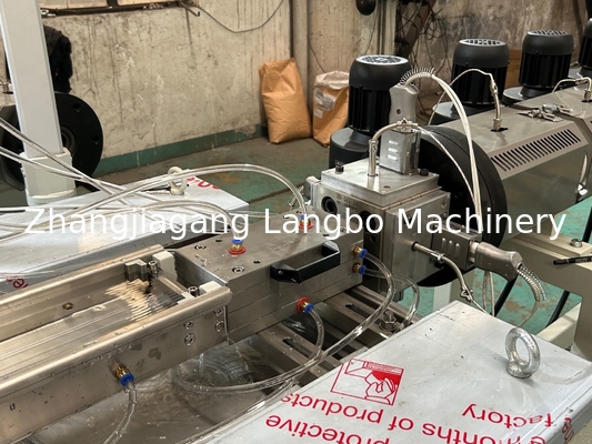 Máquina de extrusión de perfiles de plástico con un solo tornillo