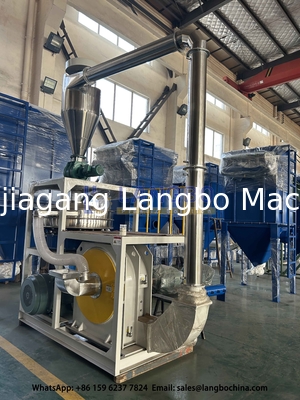 Producto de desecho de perfiles de tuberías de plástico Pulverizador Milling Machine