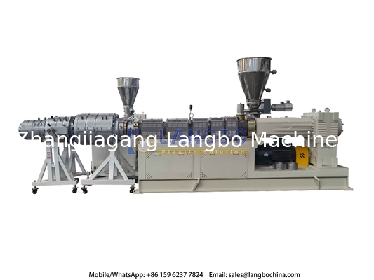 800-1200mm Máquina de fabricación de tuberías de PVC de tres capas de gran diámetro Línea de producción de extrusión de tuberías de alcantarillado de plástico