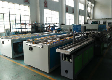 Sistema de extrusión de perfiles de PVC de 350 kg/h con tecnología de control inteligente