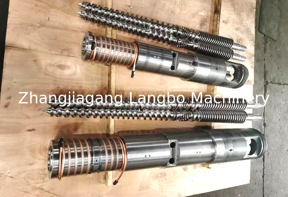 Máquina avanzada de extrusión de tuberías de conducto de PVC de alta velocidad para la línea de producción de UPVC y CPVC Máquina para hacer tornillos gemelos paralelos