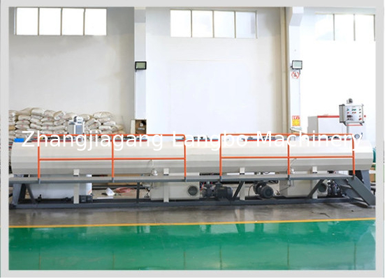 Máquina de extrusión de tuberías de drenaje de PVC automática Diámetro de tornillo 65/132 para proyectos a gran escala