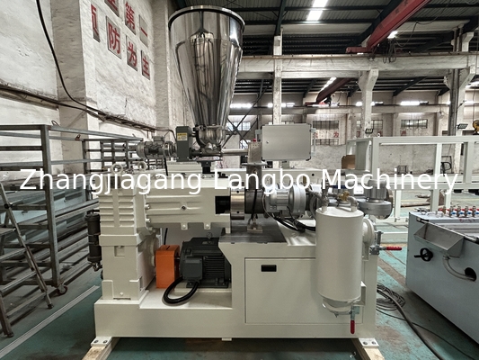 Extrusora de doble tornillo de plástico U PVC Puerta de ventana Panel de techo de pared de cable de alambre de tronco Profil de producción Extrusión Máquina de fabricación de plástico