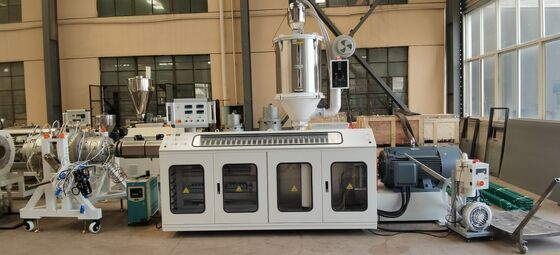Máquina de extrusión de línea de producción de extrusión de tuberías HDPE para extrusores de plástico  Motor