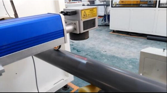 Impresora láser UV-50W para impresión personalizable en accesorios de tubería