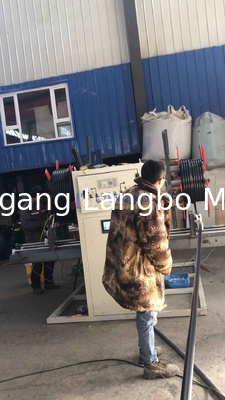 Máquina automática de fijación de tubos de PE para la línea de extrusión de plástico