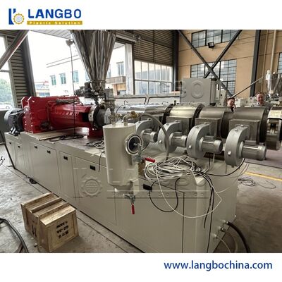 Línea de producción de tuberías de PVC de control PLC alta producción y productividad