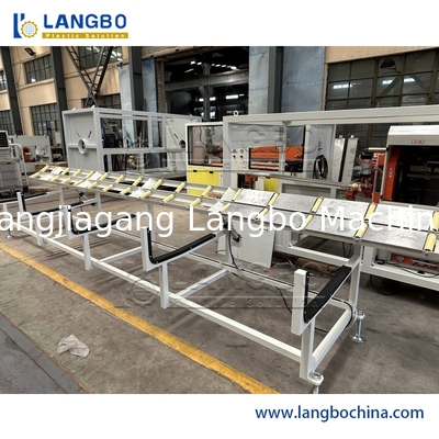 Capacidad de máquina plástica de la fabricación del tubo del PVC 300kg/tubo del PVC