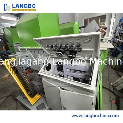 Máquina de plástico trituradora de árbol único para residuos de plástico paleta de madera HDPE de tubería de tejido de película textil triturador de reciclaje de la máquina