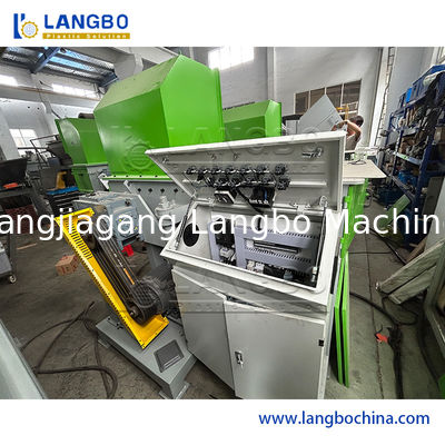 Trituradora de un solo eje para tuberías de HDPE, cabezal de goma, precio de máquinas trituradoras para reciclaje de residuos plásticos