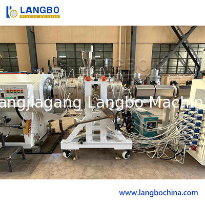 Equipo avanzado de fabricación de tubos de manguera de plástico de PVC PE totalmente automático con control de pantalla táctil PLC