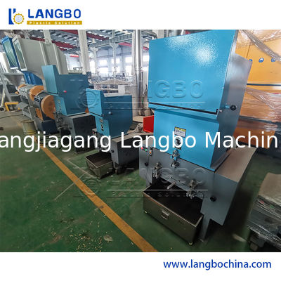 Máquina de trituración de botellas de desechos industriales para mascotas botellas de plástico línea de producción