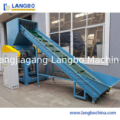 Máquinas para el reciclaje de botellas de plástico para animales domésticos