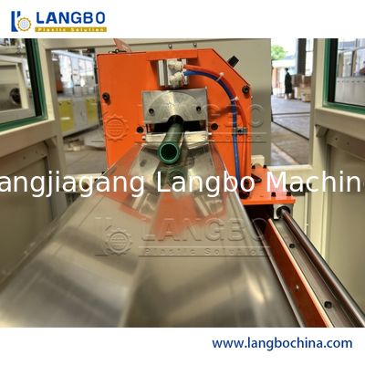 Máquina de línea de producción de extrusora cortadora de tuberías de agua de plástico PE HDPE PPR automática Máquina para fabricar tuberías de plástico PPR PE