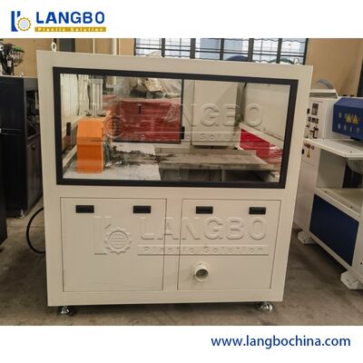 línea de la protuberancia del perfil del PVC de 300m m con el extrusor de tornillo doble cónico