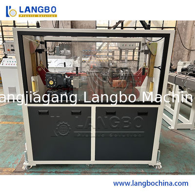 Línea de producción de extrusión de tiras de precios de plástico Extrusora de perfiles de PVC Máquina de fabricación de porta etiquetas de precios de PVC