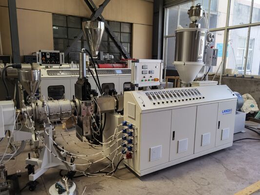 Línea de producción de extrusión de tuberías de suministro de agua, gas y aceite de plástico PE HDPE PPR, extrusora de un solo tornillo, máquina para fabricar tuberías