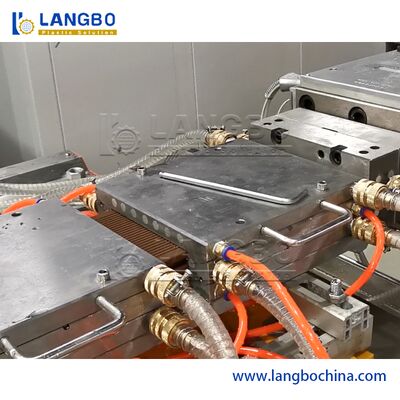 Línea diseño de la protuberancia del perfil del PVC/de WPC del tornillo del doble del motor de