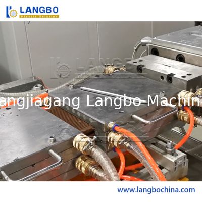 Línea diseño de la protuberancia del perfil del PVC/de WPC del tornillo del doble del motor de Siemens