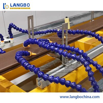 Línea diseño de la protuberancia del perfil del PVC/de WPC del tornillo del doble del motor de