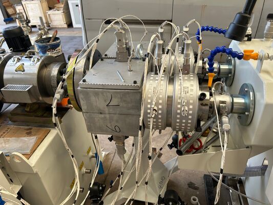 Máquina extrusora de plástico Equipo de plástico Tubo de PVC PP PE Extrusora Tubo de PVC Máquina para fabricar tubos