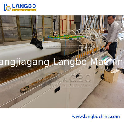 Línea de producción de extrusión para la fabricación de tubos/tuberías/mangueras de jardín de PVC|HDPE|PE|PP|PPR, paneles de pared/techo/puerta/ventana de WPC, espuma de PS/perfiles de valla/láminas