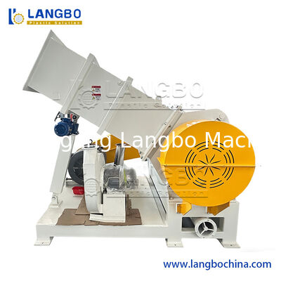 Las máquinas de trituración de barricas/tubos/paletas de PVC