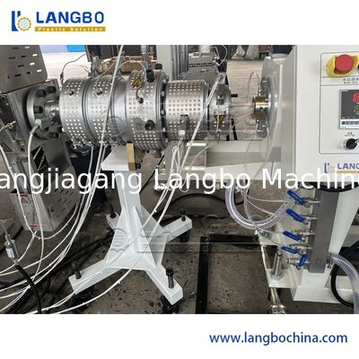 Línea de extrusión de tuberías PPR de coextrusión de 3 capas con capacidad de 350 kg/h y control PLC SIEMENS