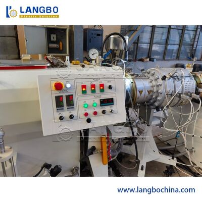 Línea de producción de tuberías de PVC con extrusión paralela de tornillos gemelos y corte preciso
