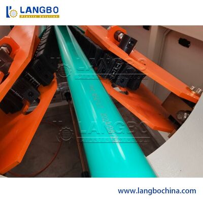 Línea de extrusión de tuberías de PVC | Producción de alta velocidad Tamaños de tubería personalizables