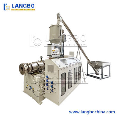 Profiles de marcos de puertas WPC Extrusor / Maquina de fabricación de paneles de madera de plástico compuesto / línea de producción de cercas de cubierta de WPC